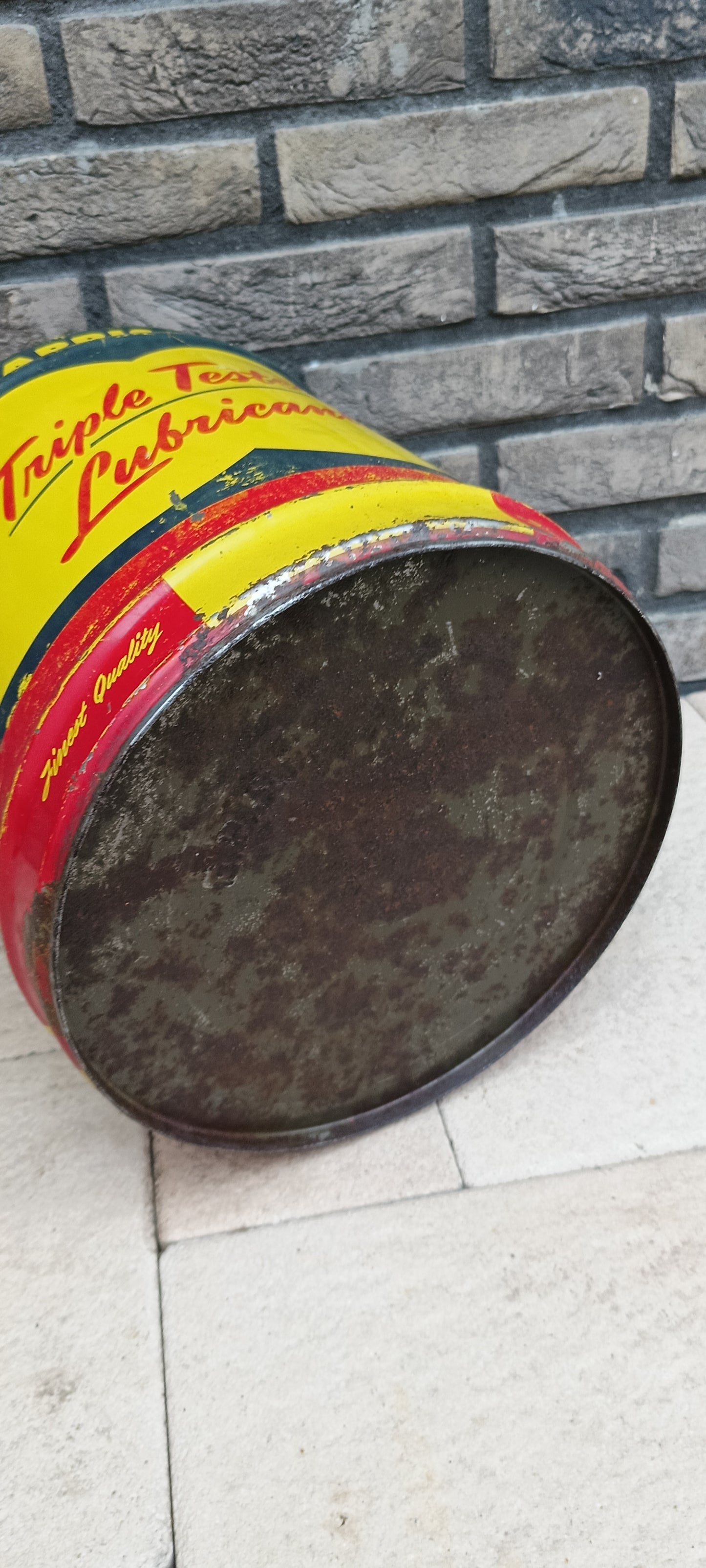 HARRISON oil can