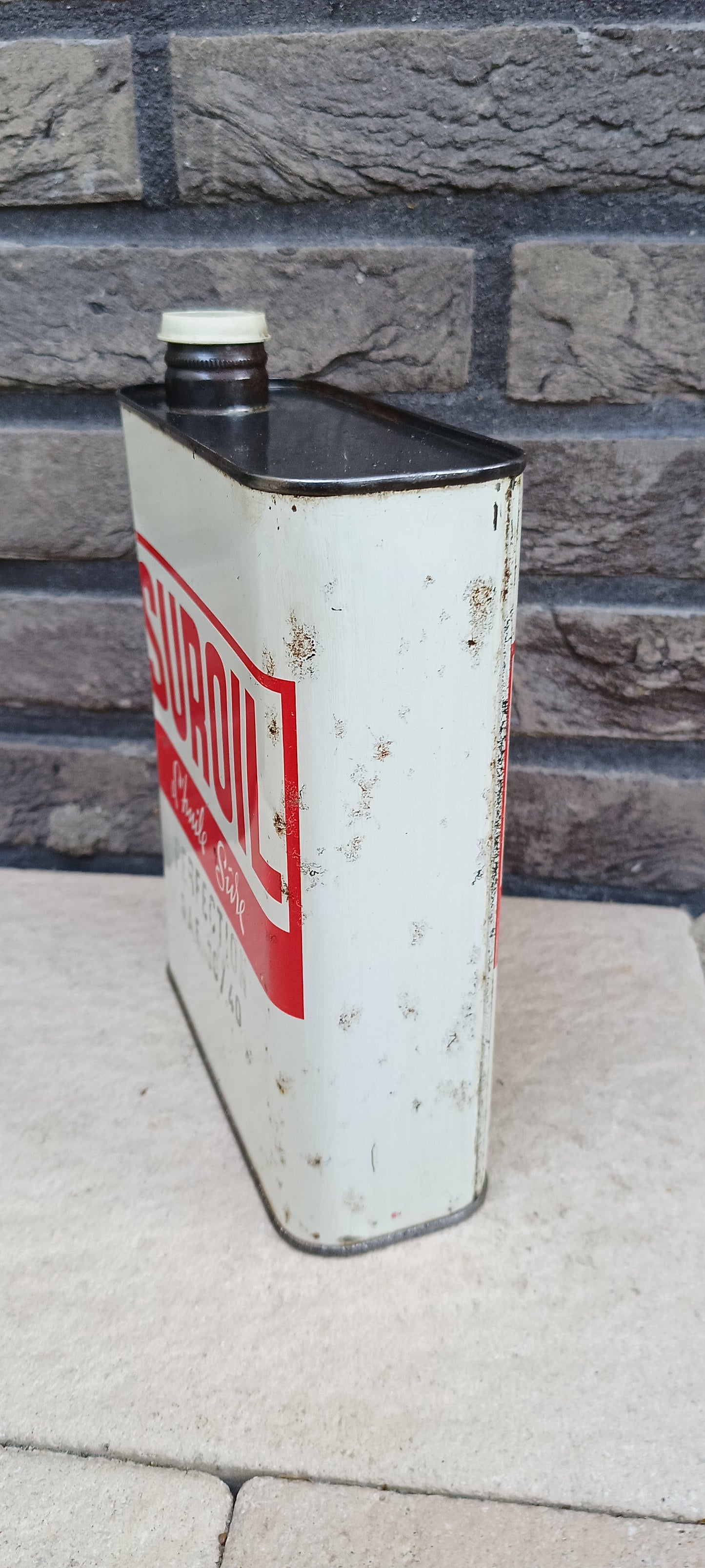 SUROIL oil can