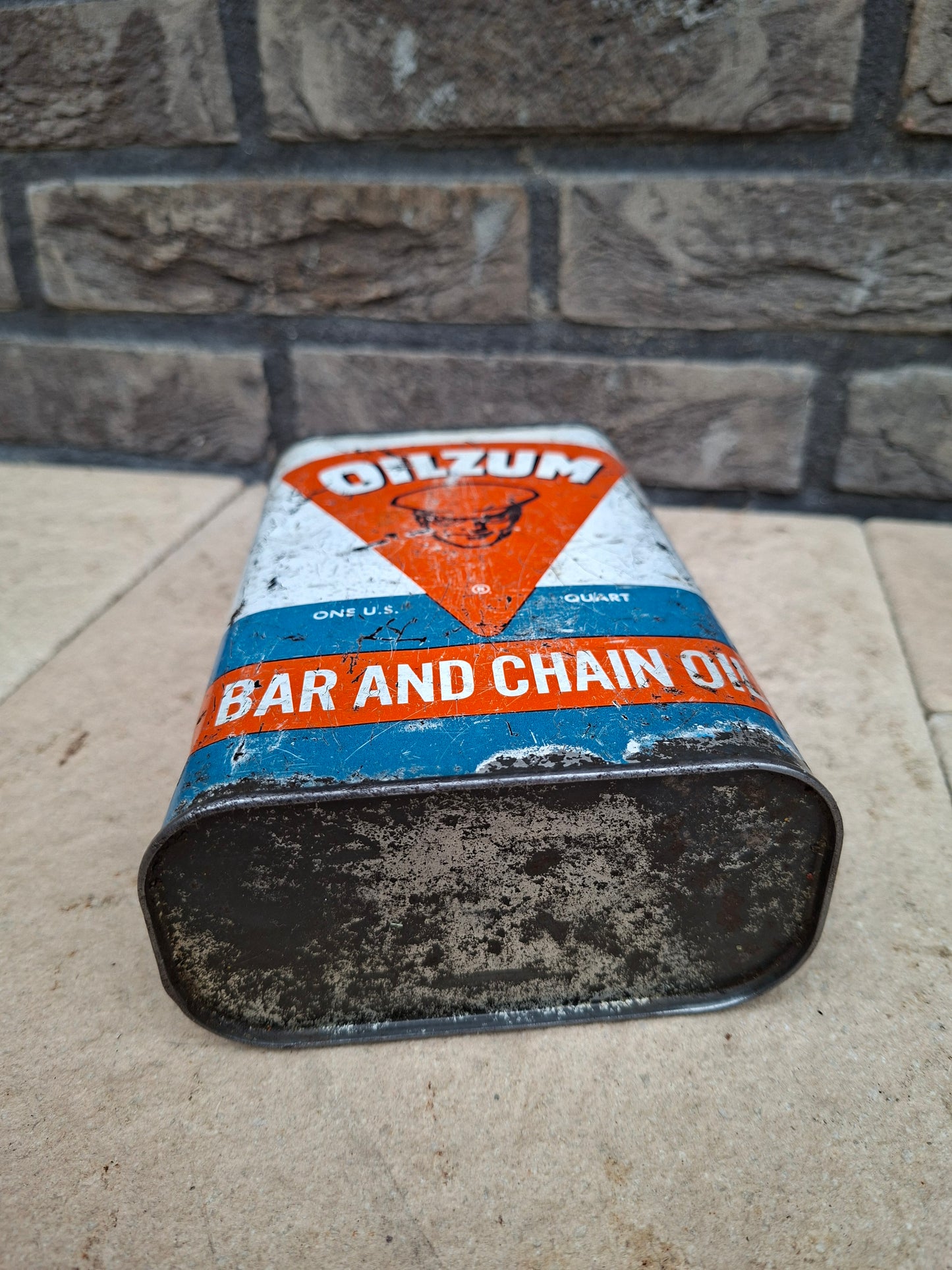 OILZUM bar and chain oil
