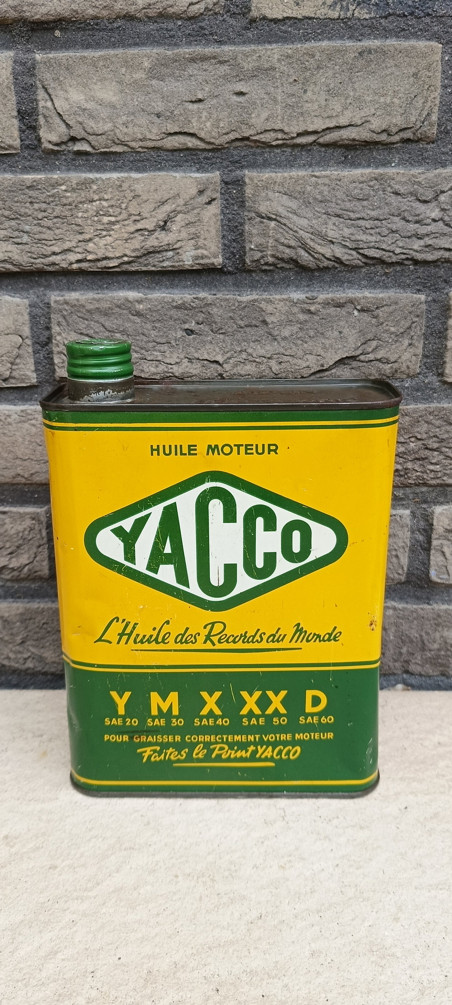 YACCO X SAE 40 oil can
