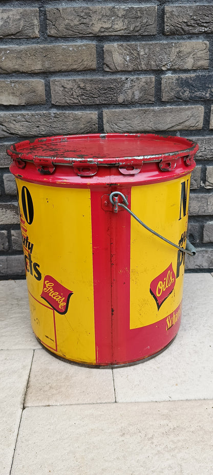 NITRO heavy duty products oil can