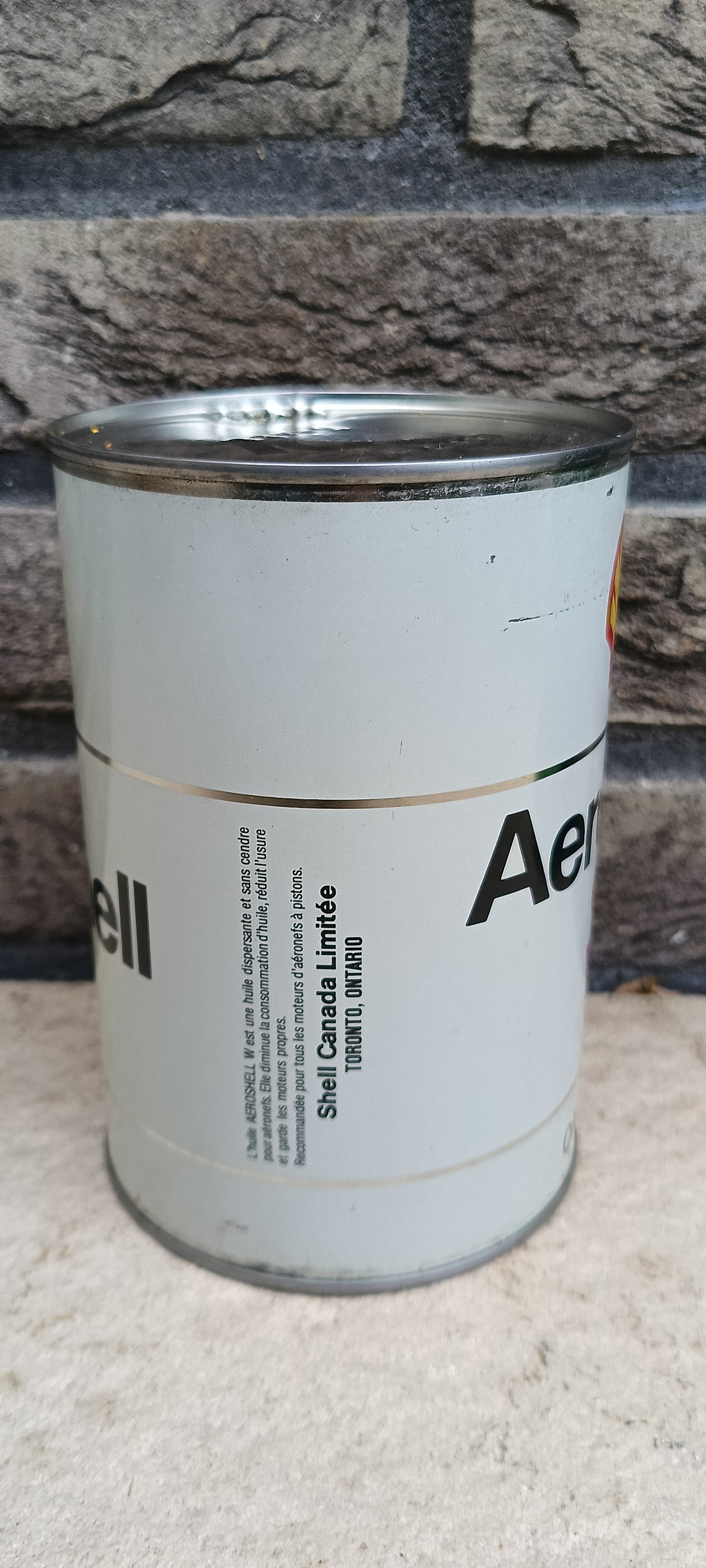 AEROSHELL oil can