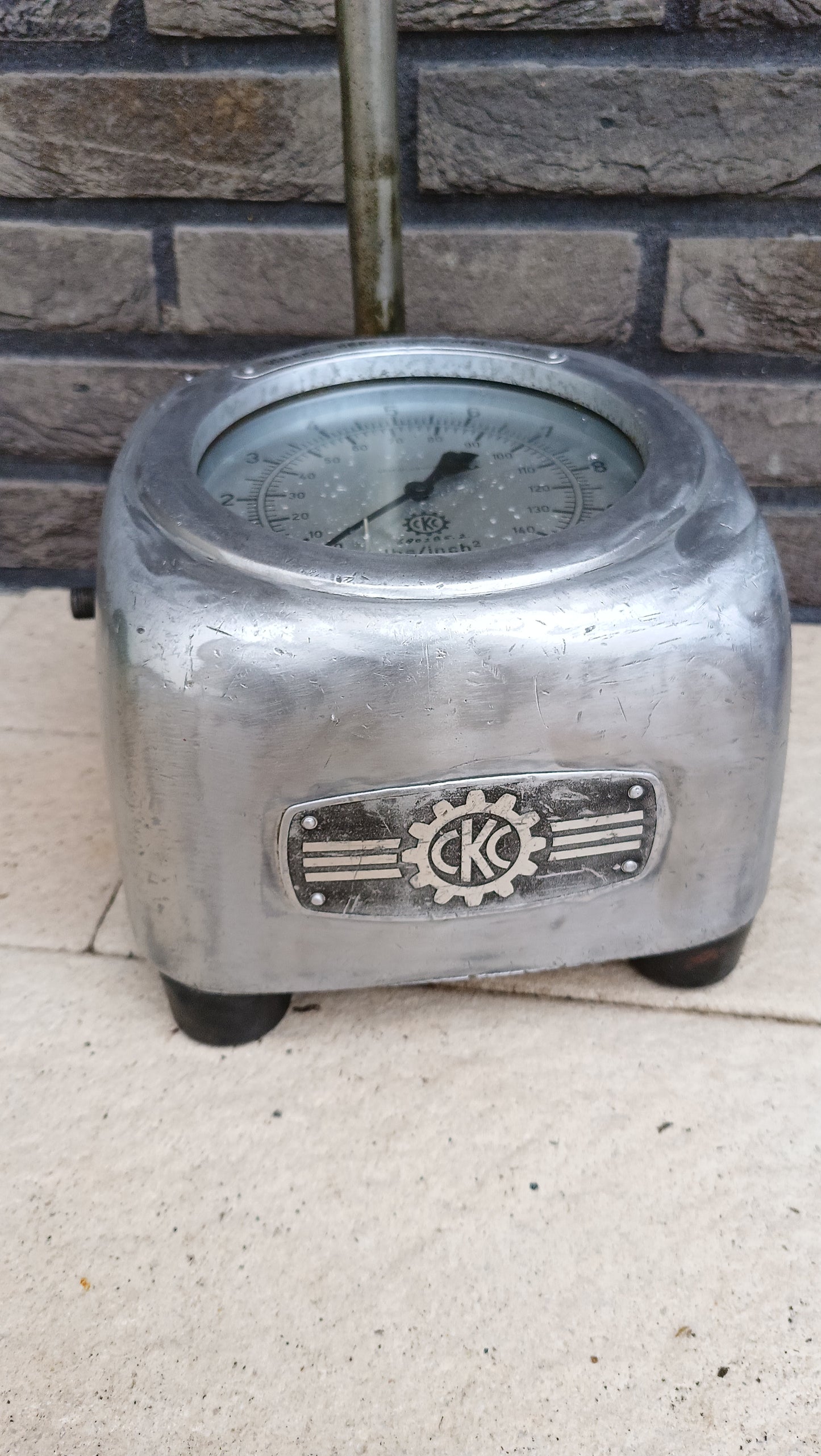 CKC Coburg tyre pressure gauge