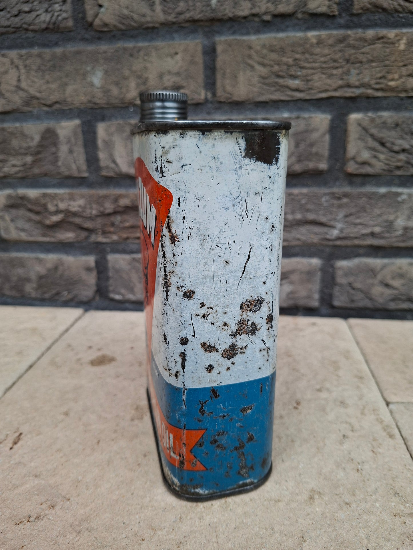 OILZUM bar and chain oil