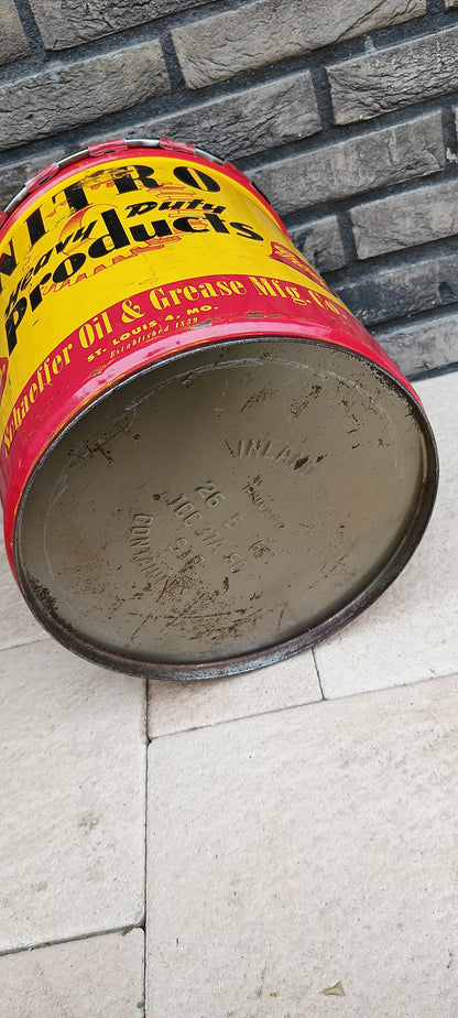 NITRO heavy duty products oil can