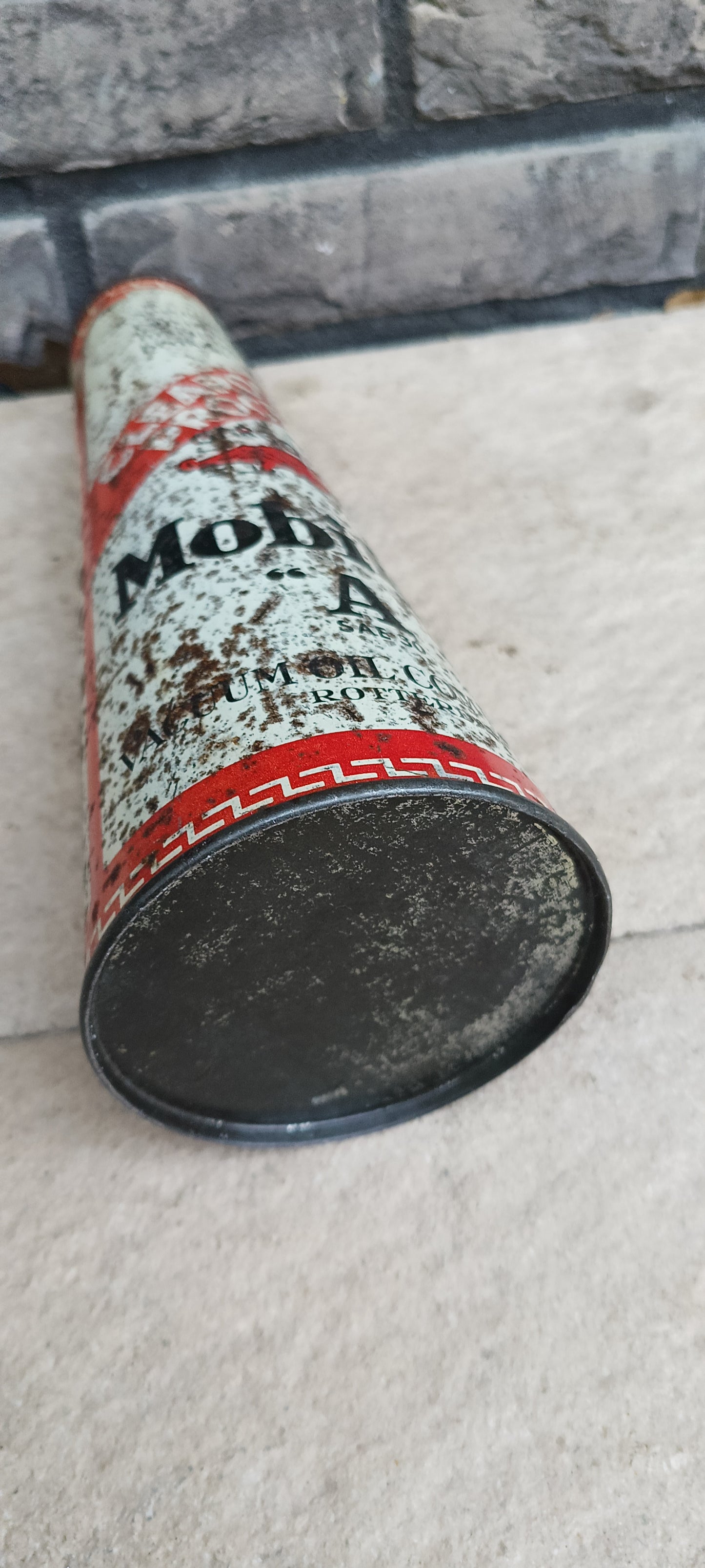 Conisch MOBILOIL olie blik