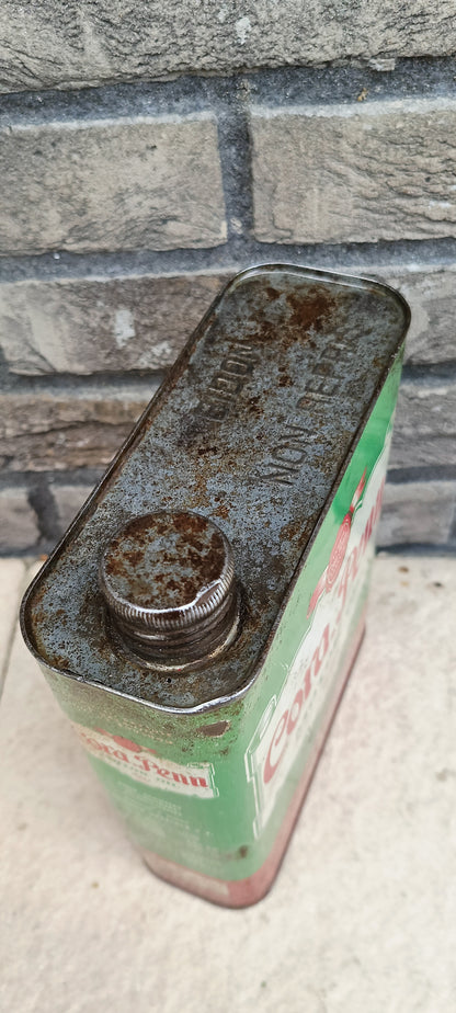 Cora Penn oil can