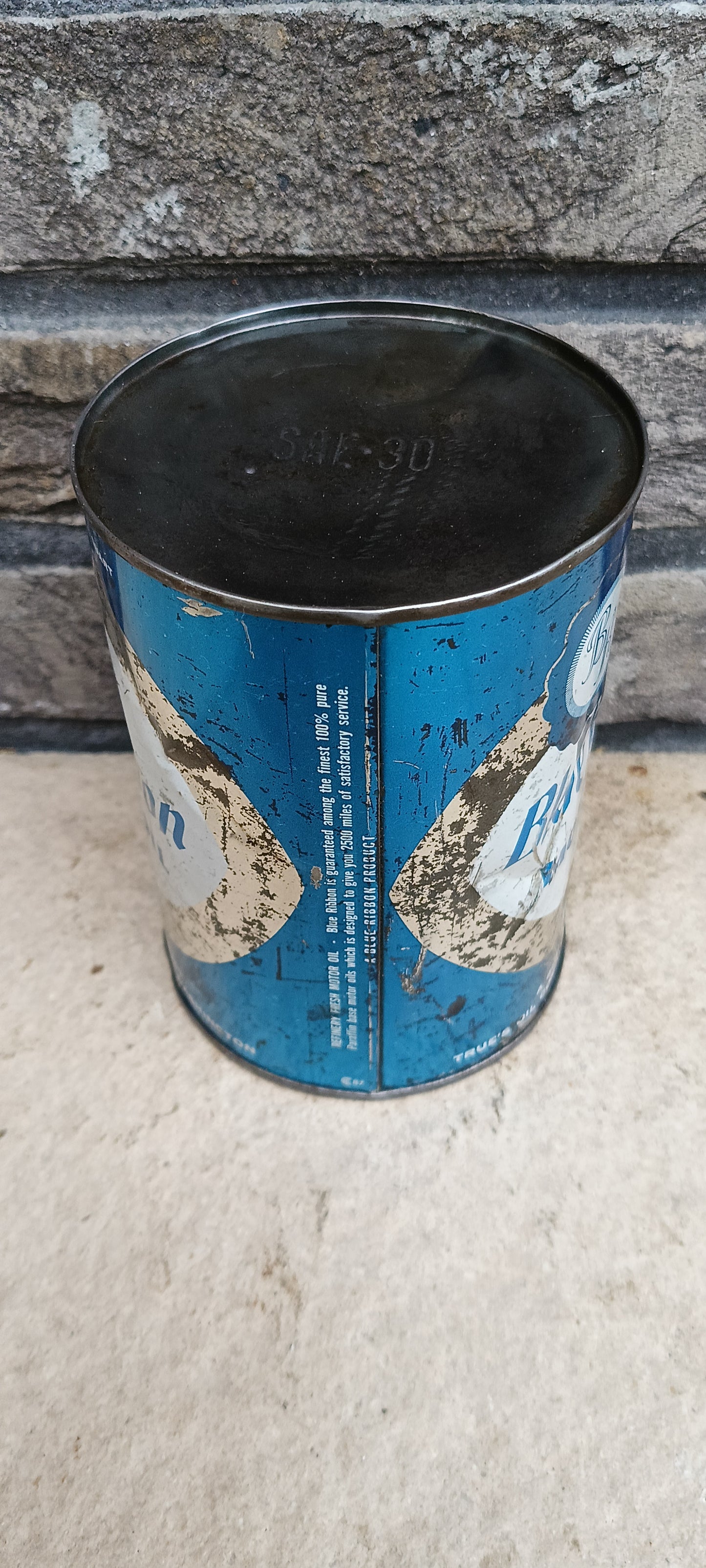 BLUE RIBBON motor oil