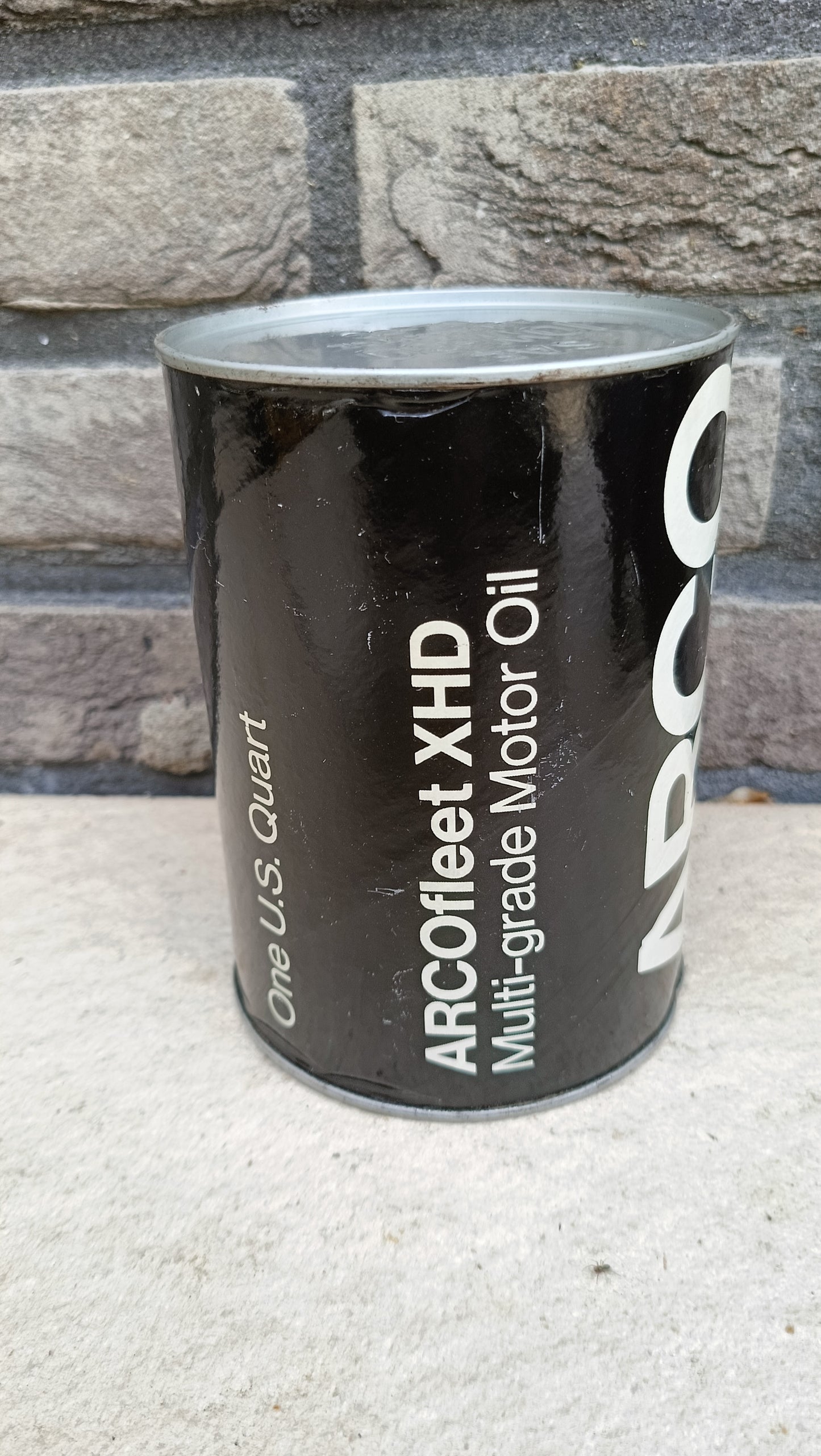 ARCO oil can