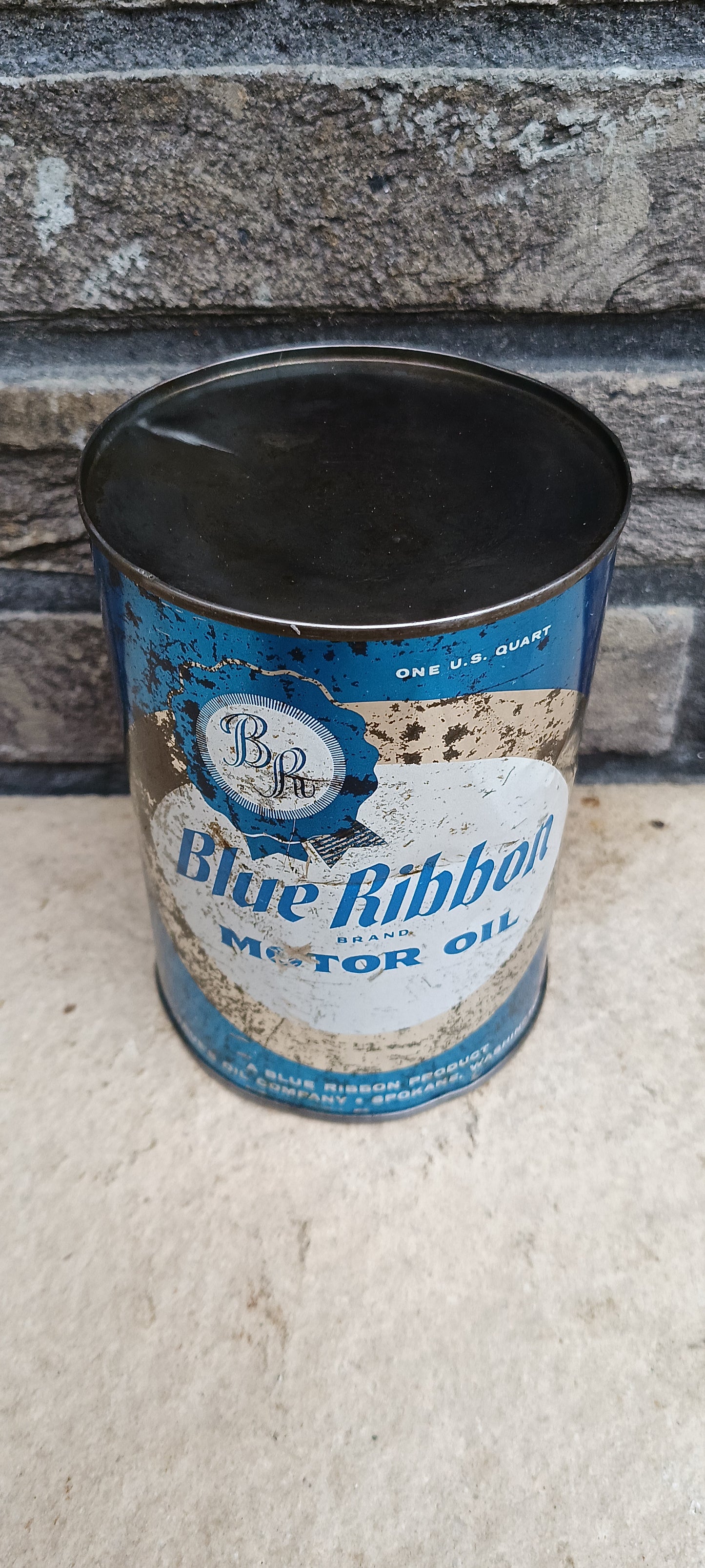 BLUE RIBBON motor oil