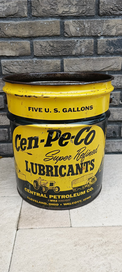 CEN-PE-CO oil can