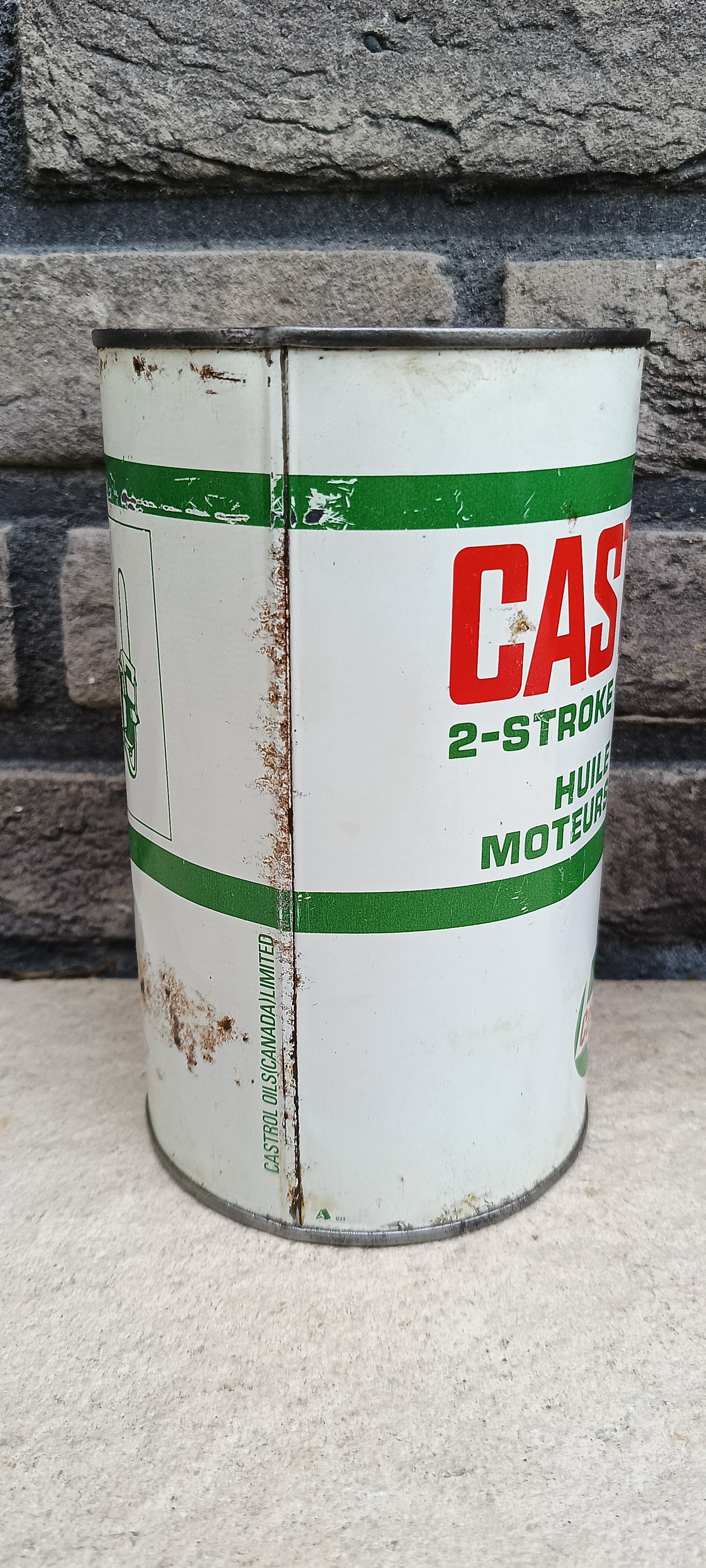 CASTROL 2 stroke motor oil