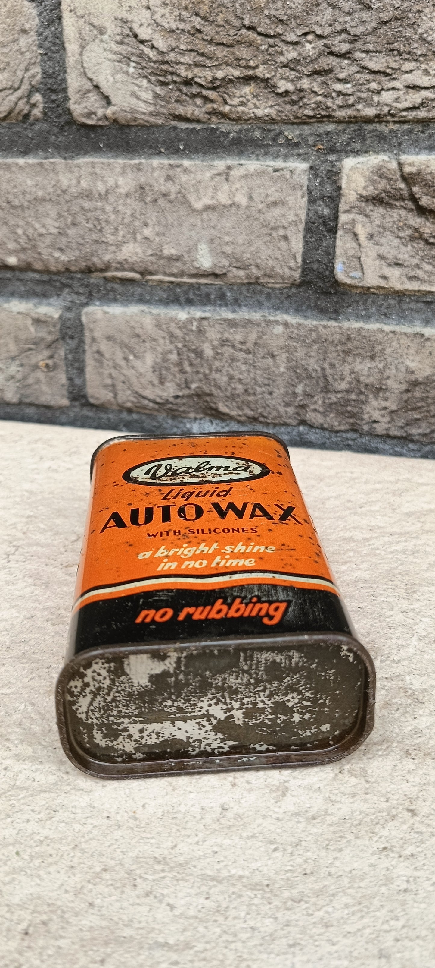 VALMA Autowax can