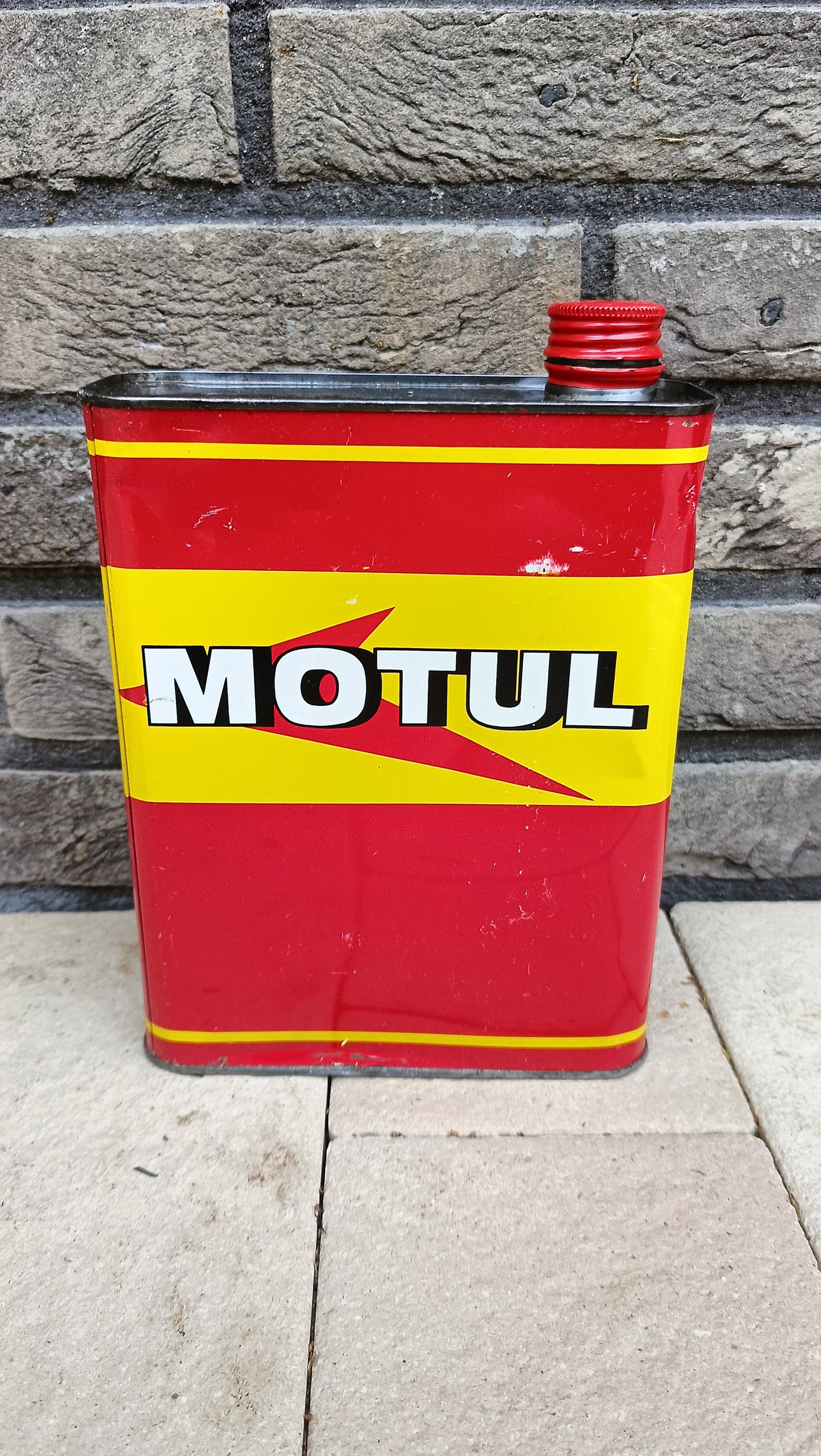MOTUL oil can