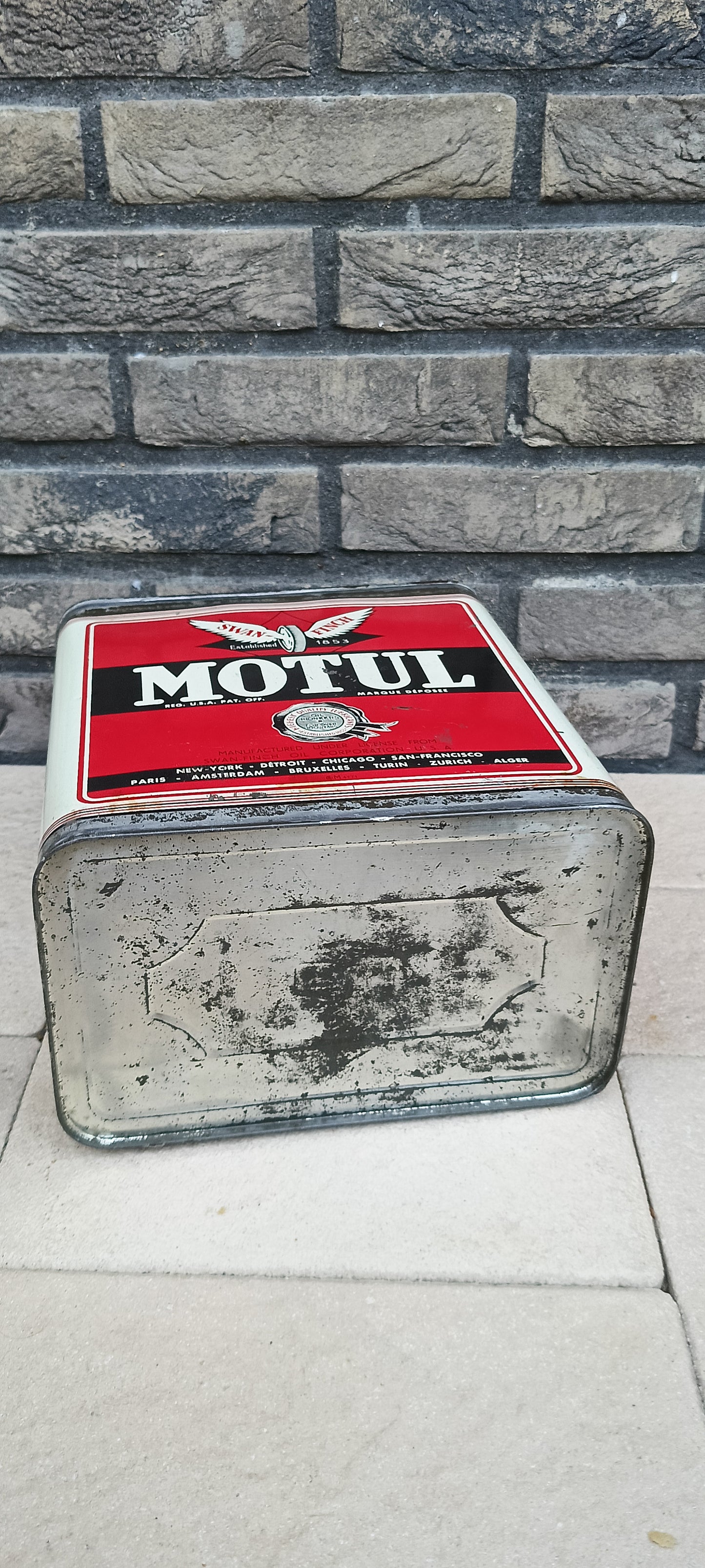 Motul 2 gallon