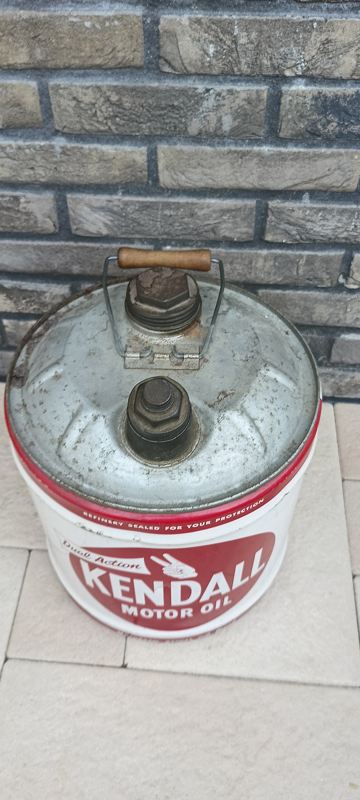KENDALL motor oil